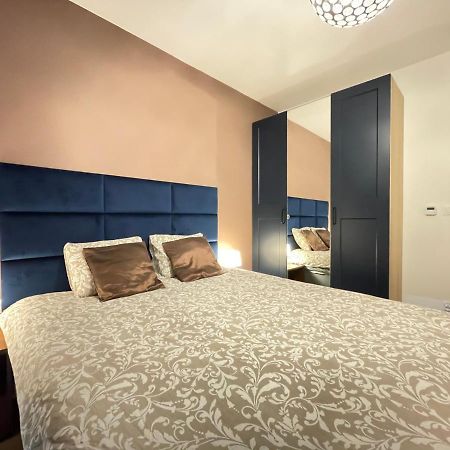 Superior Laguna Beskidow 3 Rooms! Sauna&Gym! Air Condition! Зажече Екстериор снимка